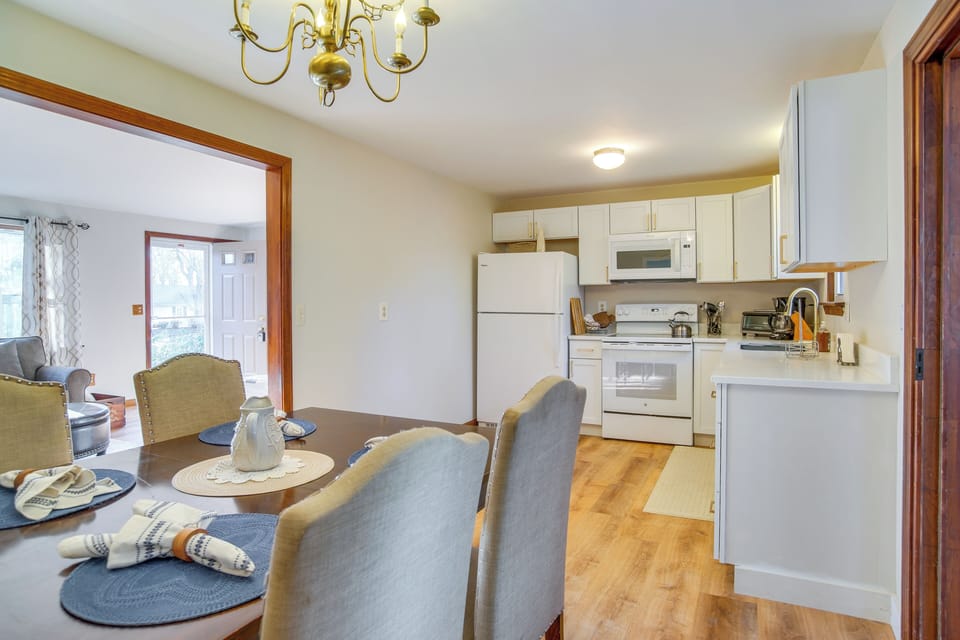 House (3 Bedrooms) | Interior