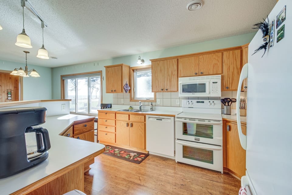 House (3 Bedrooms) | Interior