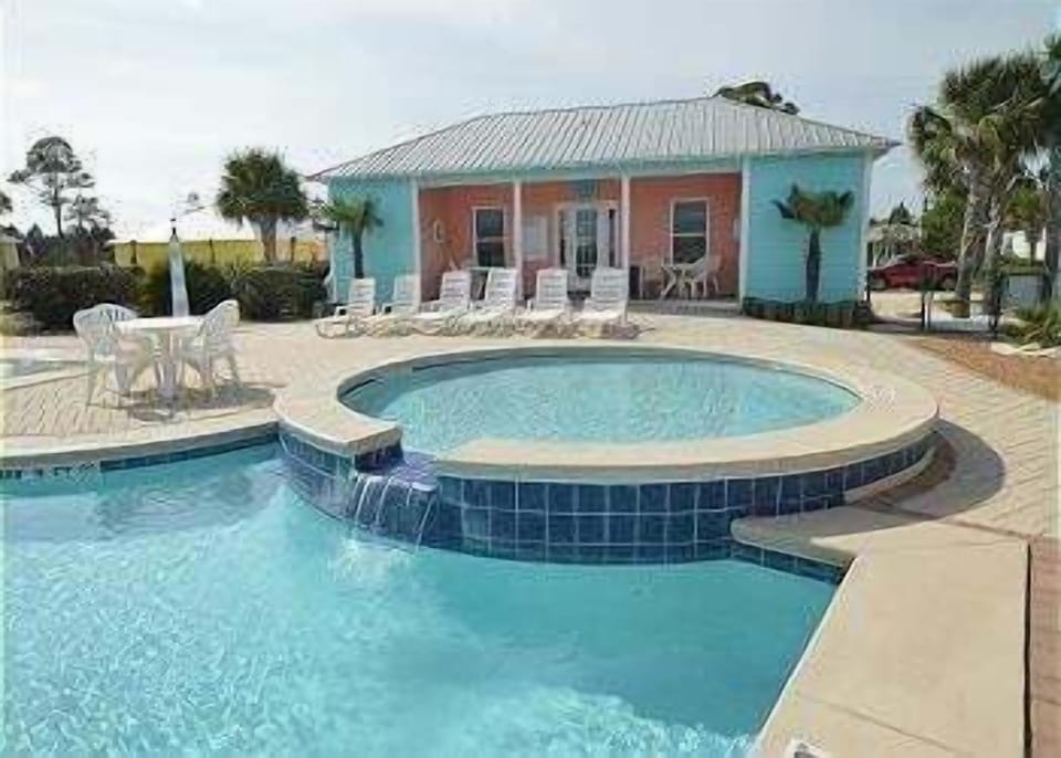 Cottage, 3 Bedrooms | Pool