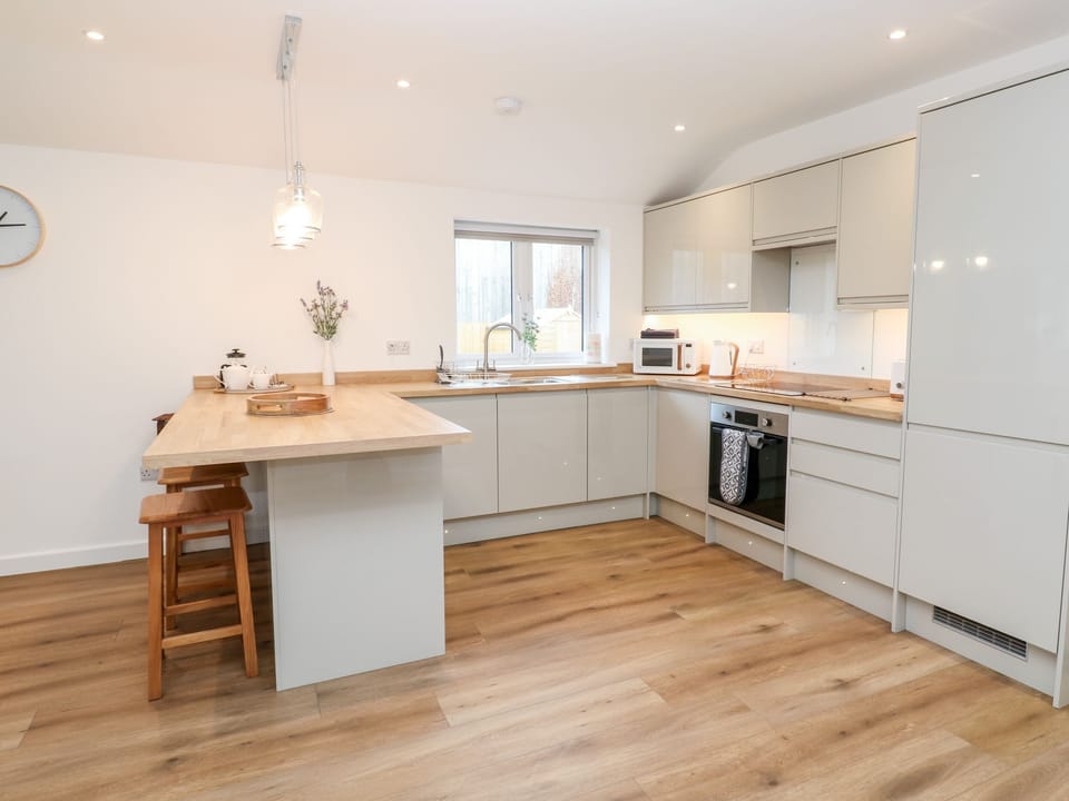 Fridge, dishwasher, electric kettle, toaster
