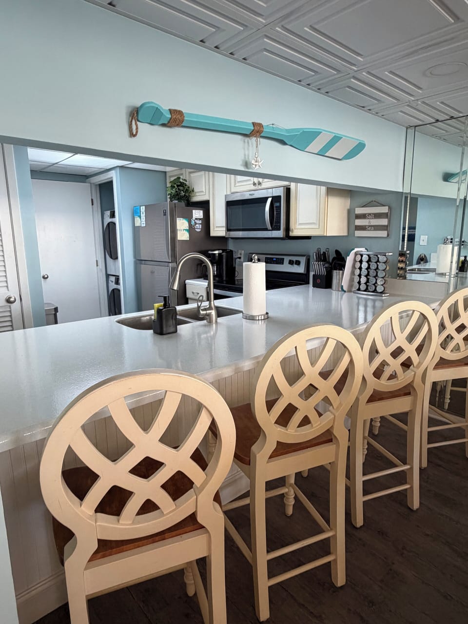 Kitchen Bar Area