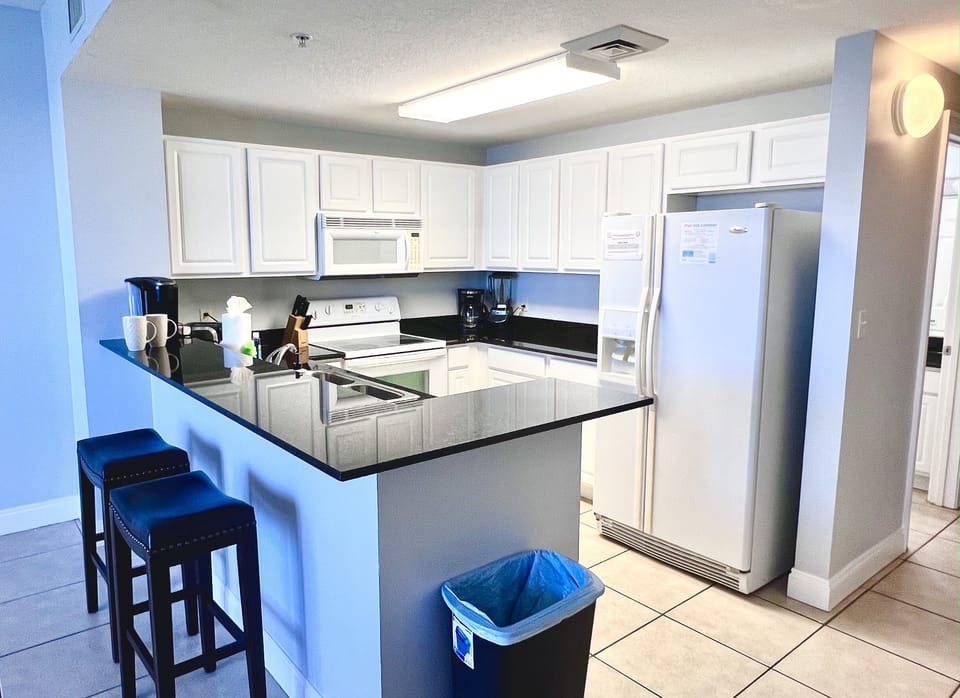 Fully Stocked Kitchen