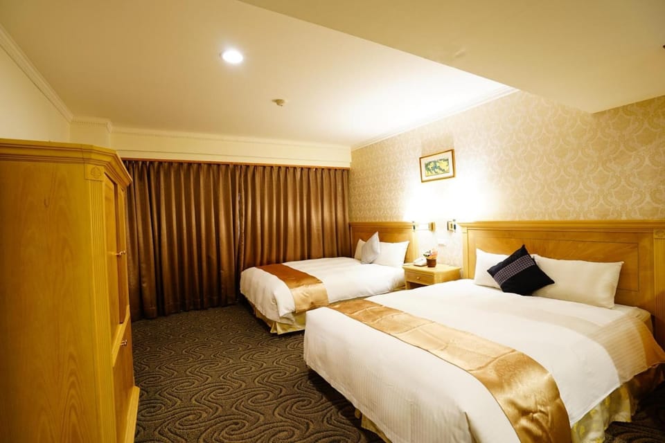 Desk, blackout drapes, rollaway beds, free WiFi