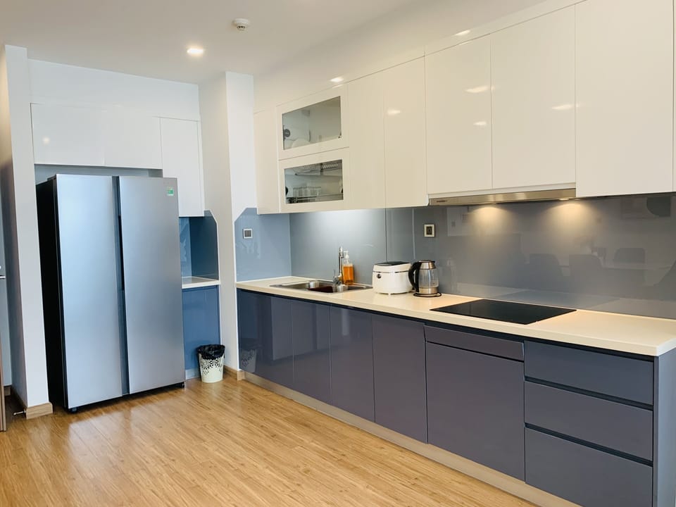 Luxury Apartment | Private kitchen | Fridge, microwave, stovetop, rice cooker