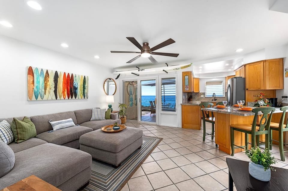 Condo, Multiple Beds (Keauhou Kona Surf & Racquet Club Town) | Living area