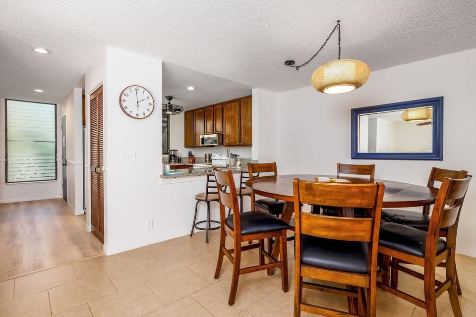 Condo, Multiple Beds (Keauhou Kona Surf & Racquet Club #6-2) | Dining