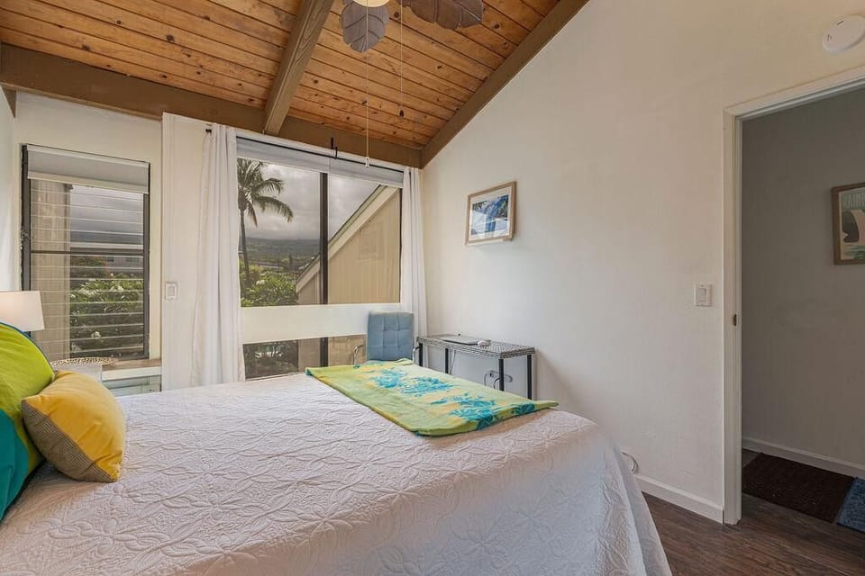 Kailua Bay Resort 4-303 Apartment in Holualoa