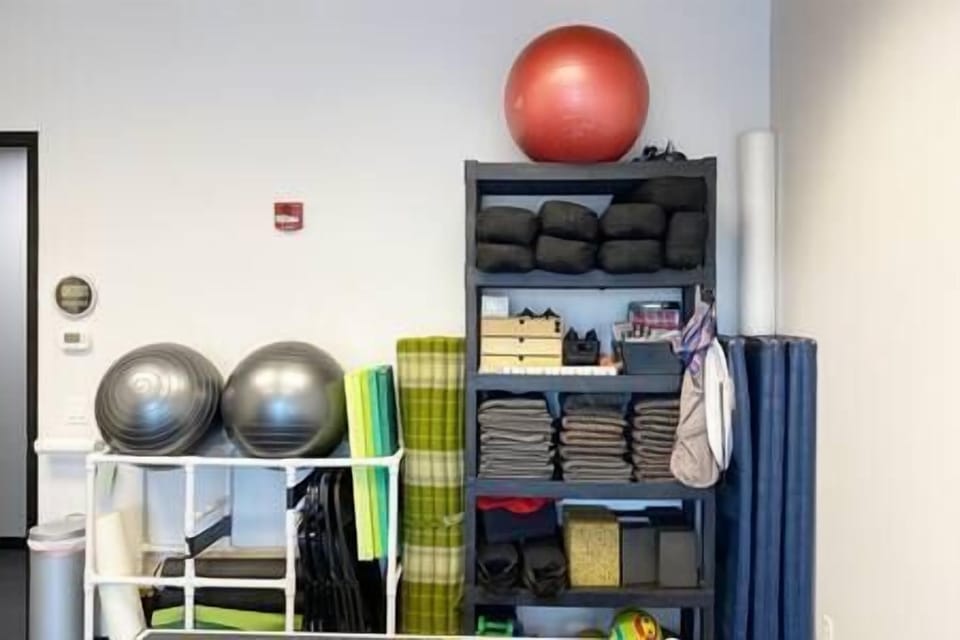 Fitness Room (2)