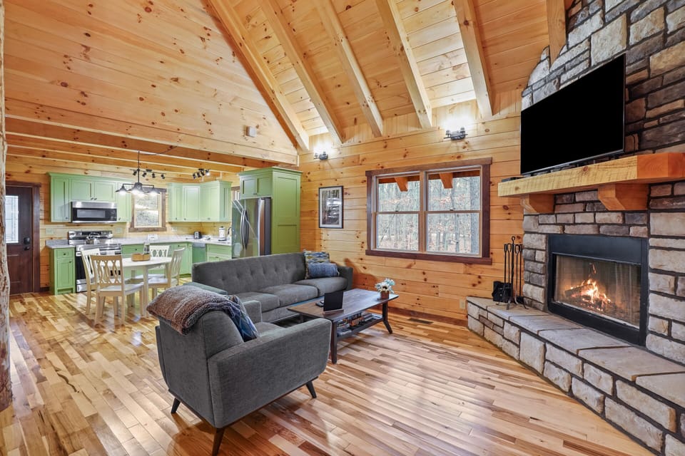Living Room / Lounge
