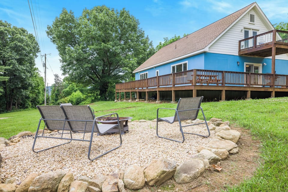 Spend the night around the firepit gazing up at the stars 