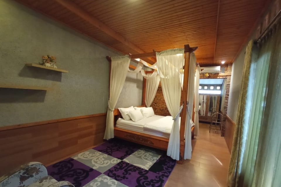 Family Villa | 2 bedrooms, rollaway beds, free WiFi, bed sheets