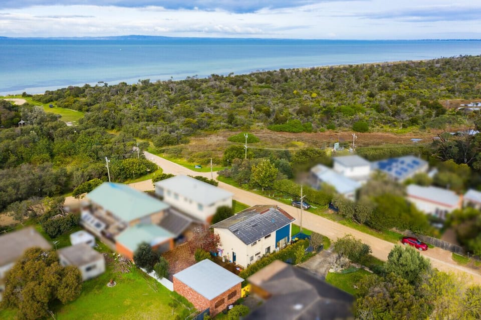 Elevated outlook across the treetops and Edwards Point Wildlife Reserve. Perfect spot for sunsets and sea breezes.