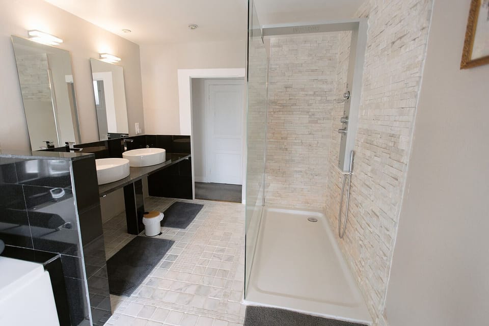 Superior Suite, Ensuite, Garden View | Bathroom