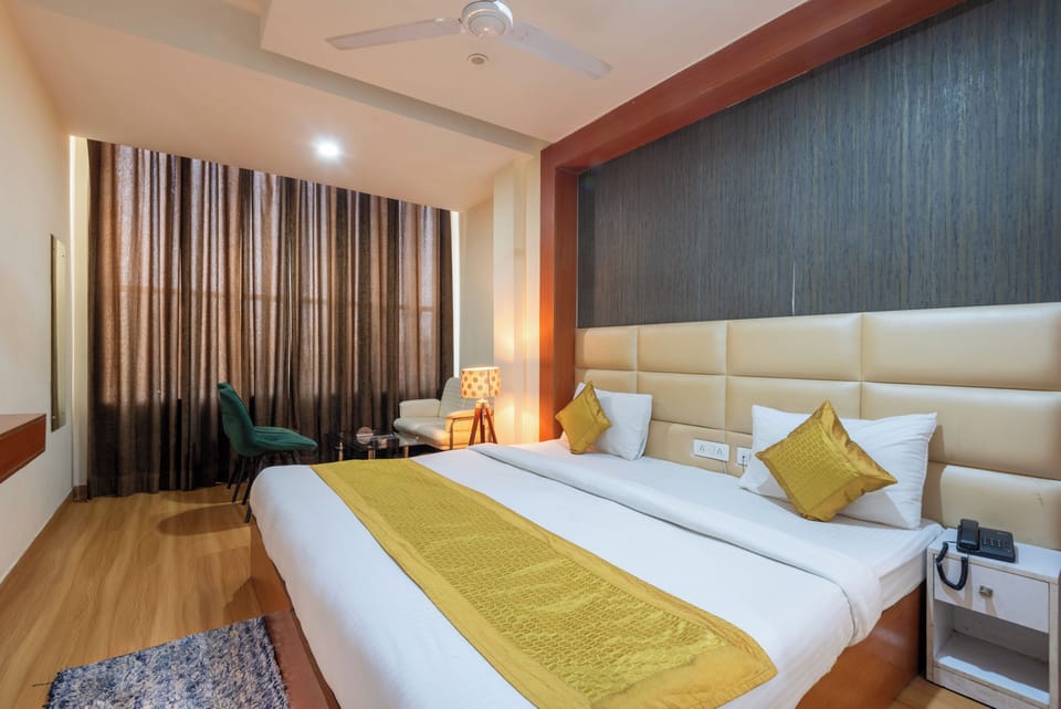 Deluxe Double Room | Premium bedding, pillowtop beds, individually decorated