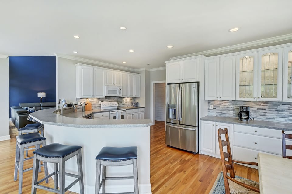 Perfect space for preparing and enjoying family-style meals.