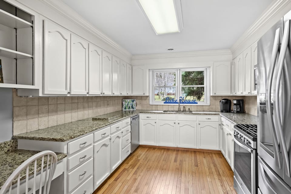 Fully stocked kitchen.
