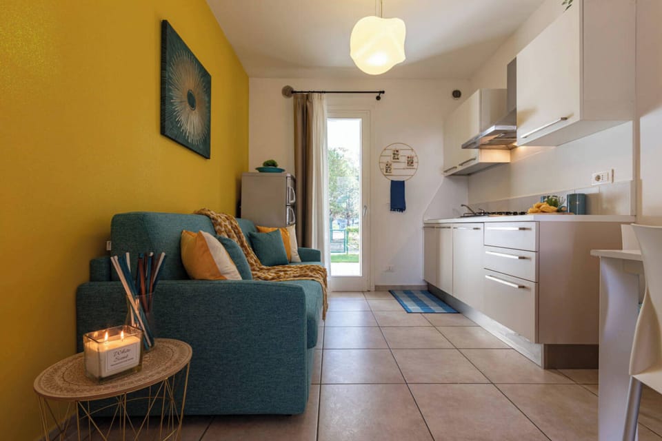 Apartment, 1 Bedroom | Living room