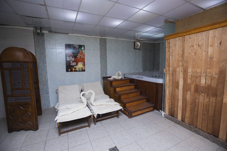 Aifu Resort Hotel in Alexandria