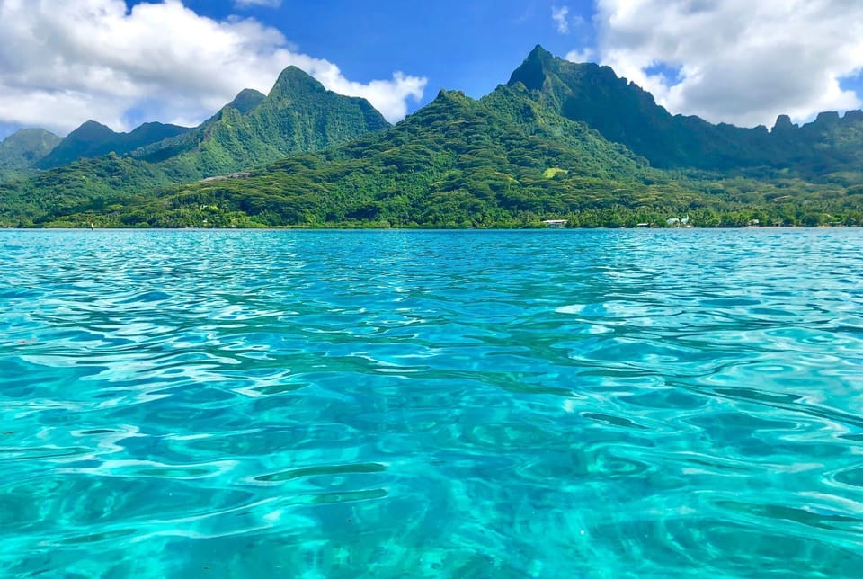 Moorea's mountains, straight in front of the fare.