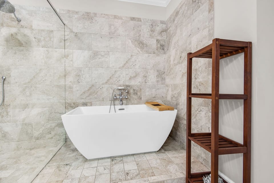 Master Suite Soaking Tub!  Driftwood Townhomes #8
