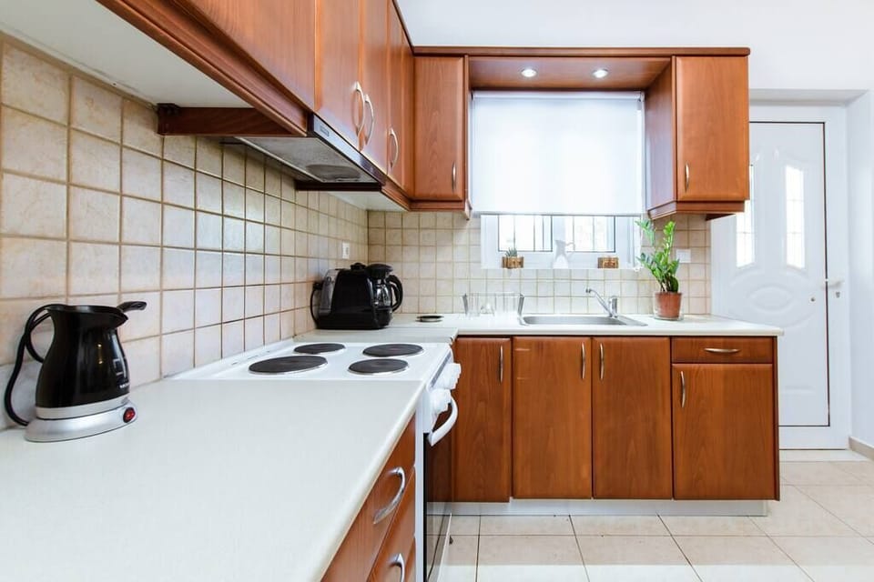 Kitchen (2)