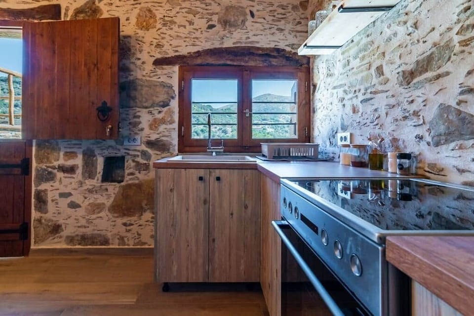 The kitchen 