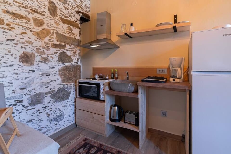 The kitchen (3)