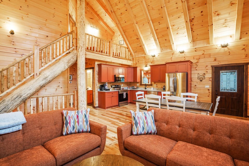 Living Room / Lounge