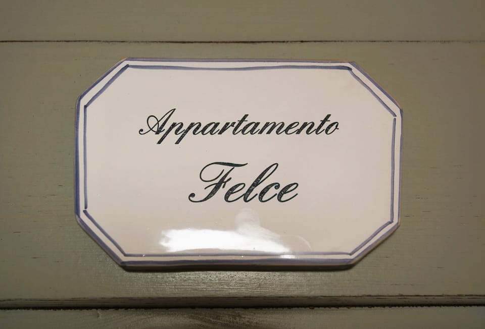 Apartment | 1 bedroom, in-room safe, free cribs/infant beds, free WiFi