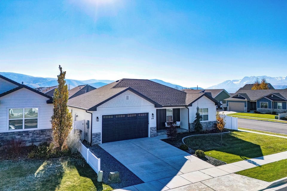 What a beautiful home with plenty of space for you to spread out 