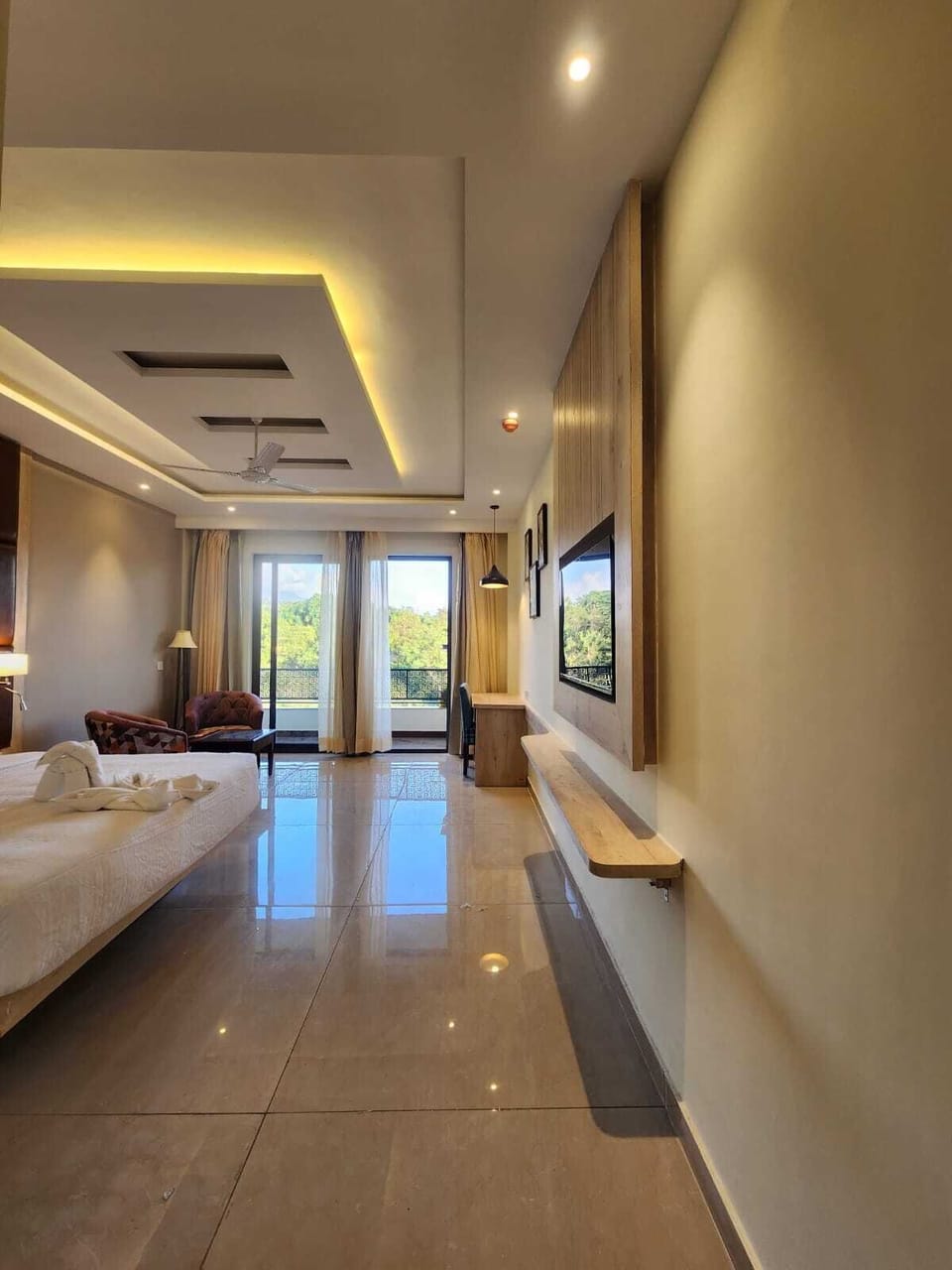 Classic Room | 1 bedroom, laptop workspace, soundproofing, iron/ironing board