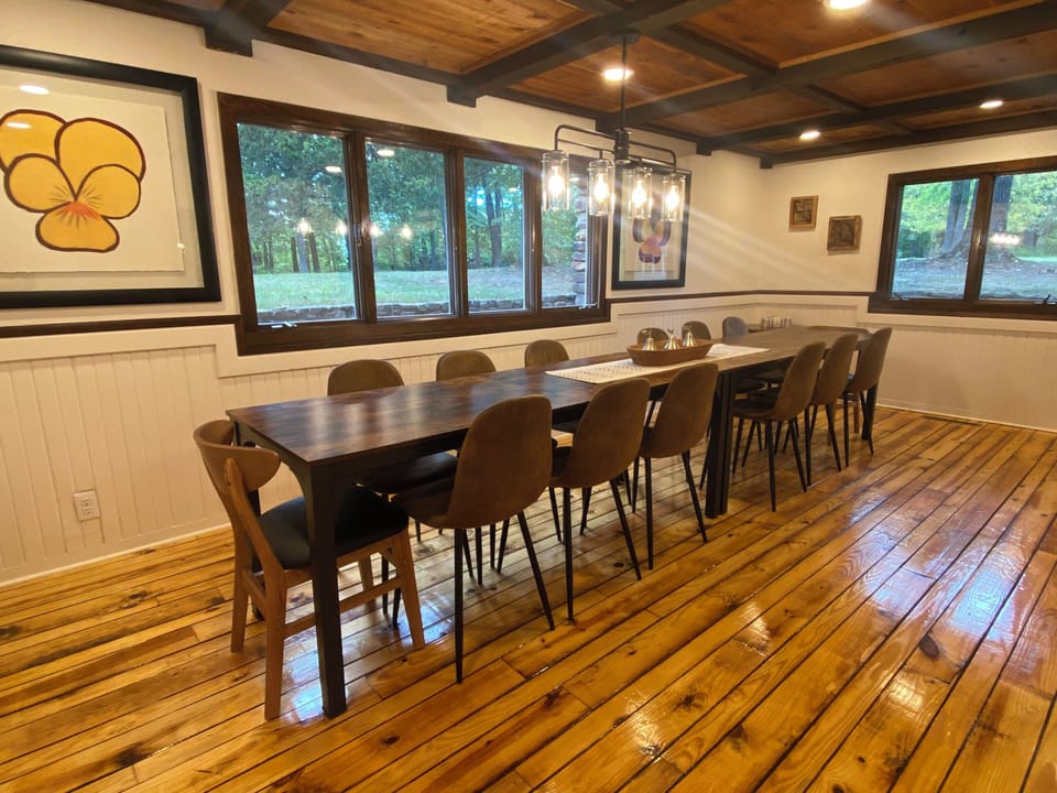 Dining room with seating for 14