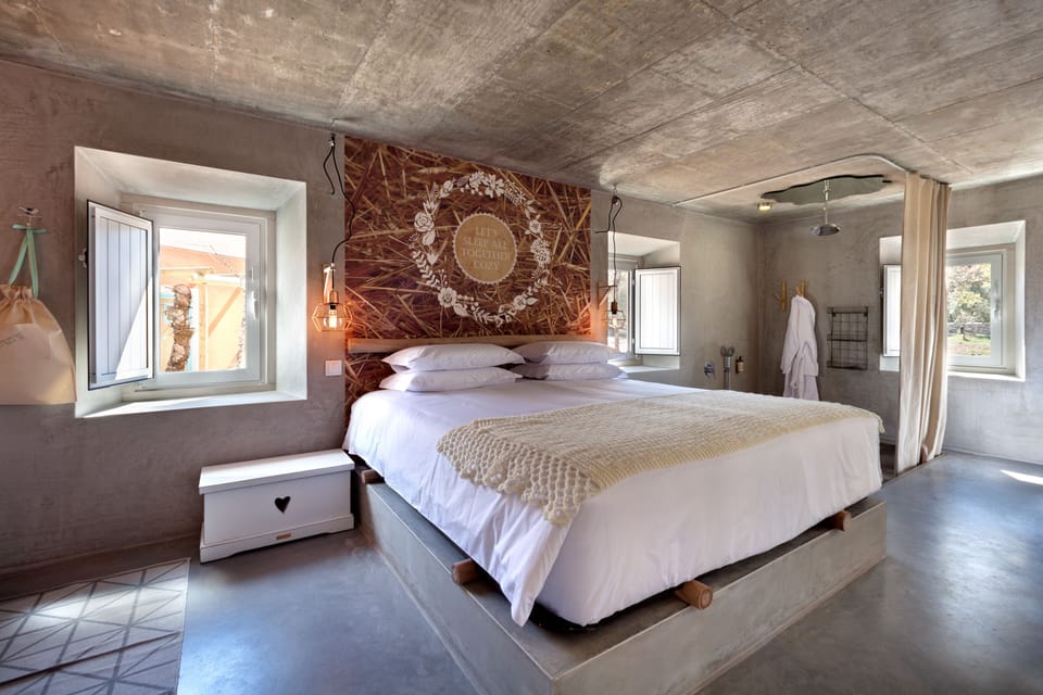 Superior Suite | Minibar, in-room safe, individually decorated, individually furnished