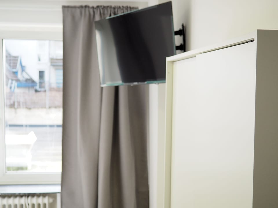 Deluxe Double or Twin Room, Private Bathroom | Desk, iron/ironing board, free WiFi, bed sheets