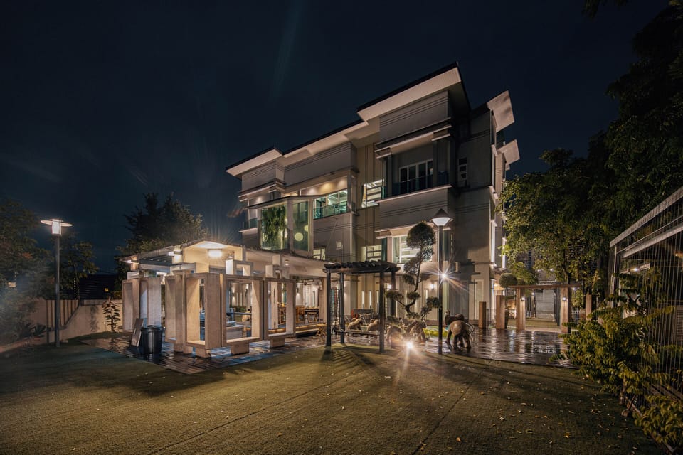 Luxury Villa | 13 bedrooms, blackout drapes, free WiFi, bed sheets