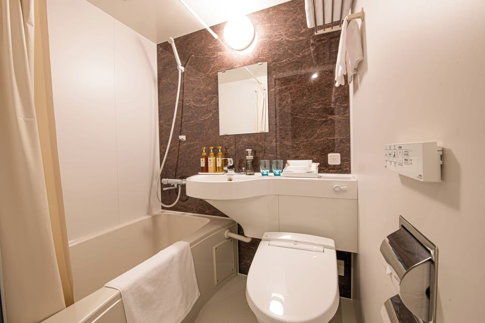 Free toiletries, hair dryer, slippers