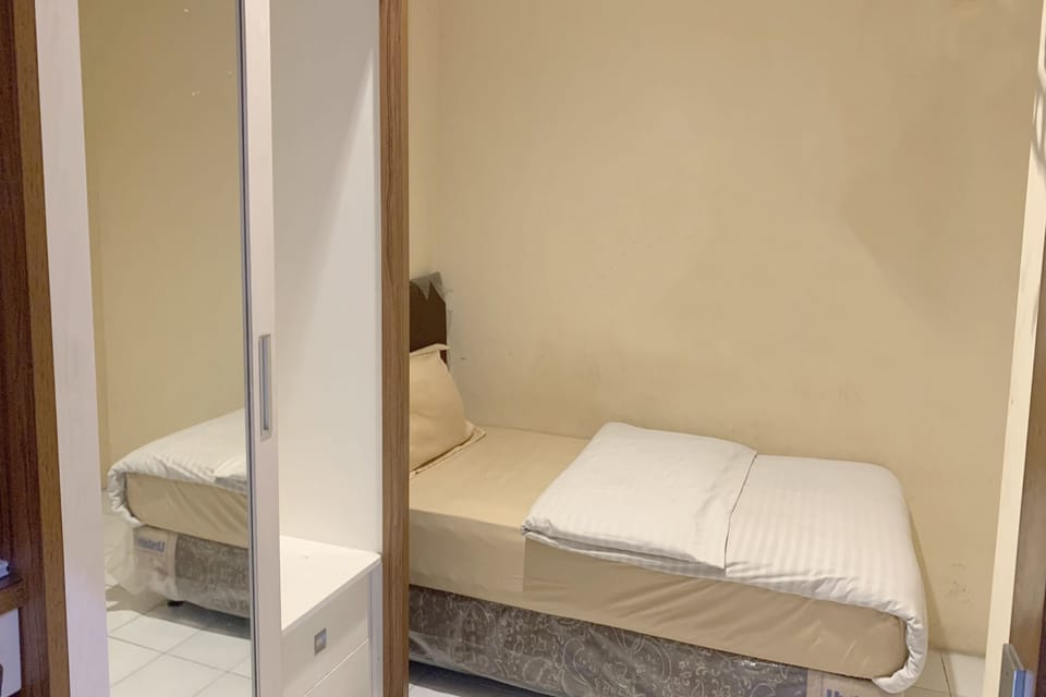 Standard Single Room | Desk, free WiFi, bed sheets