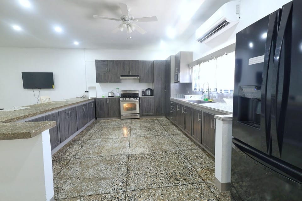 Apartment | Private kitchen | Fridge, microwave, oven, electric kettle