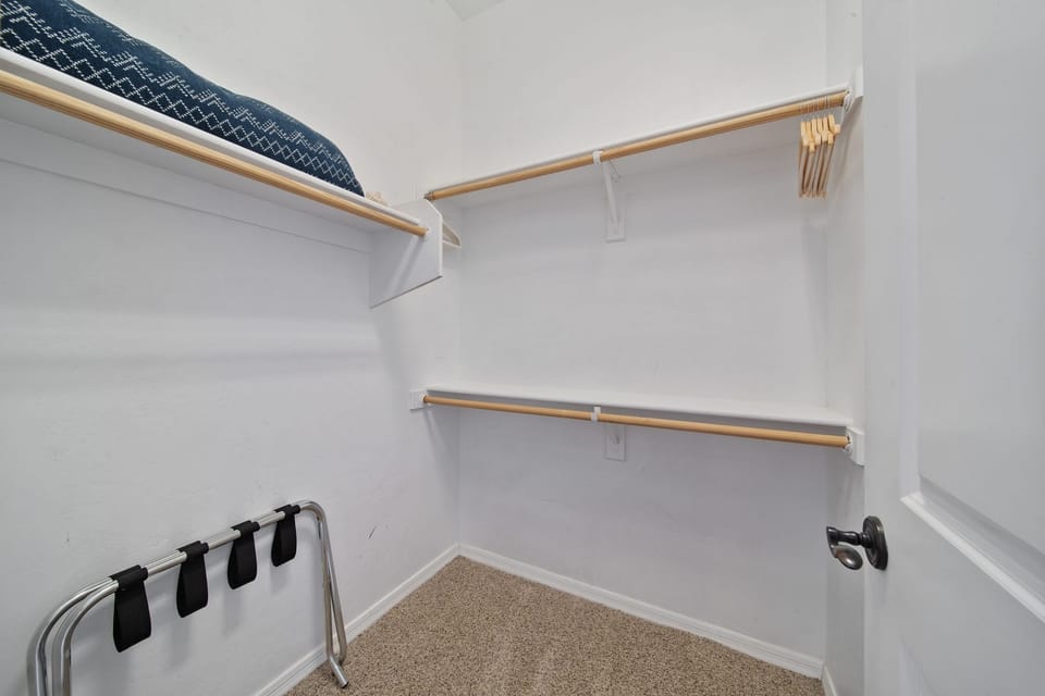 House, 4 Bedrooms | Interior