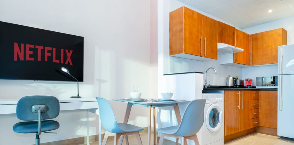 Studio | In-room dining