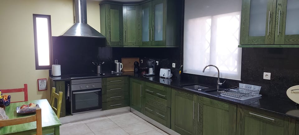 Full equipped kitchen