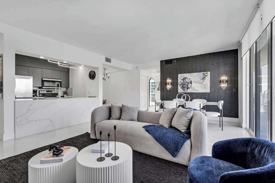 Spacious living area that's enriched with the abundance of natural light.