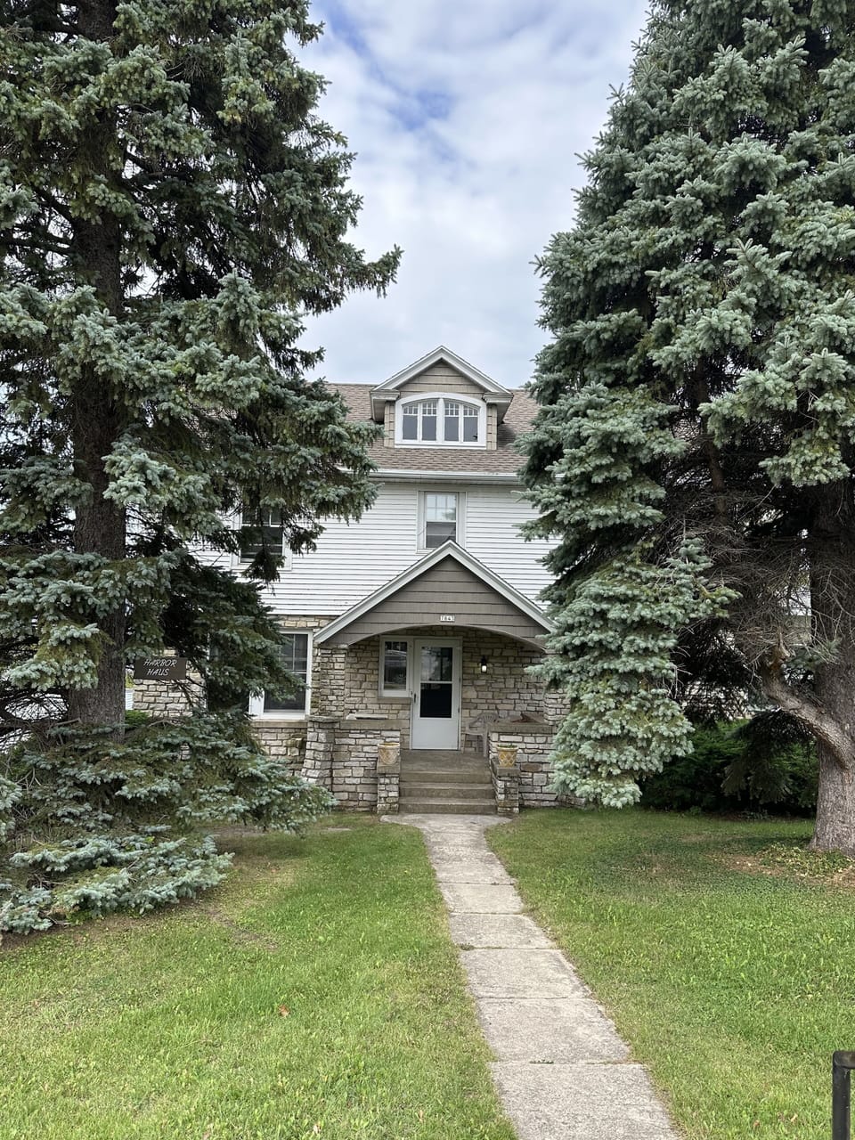 Entrance to Harbor Haus