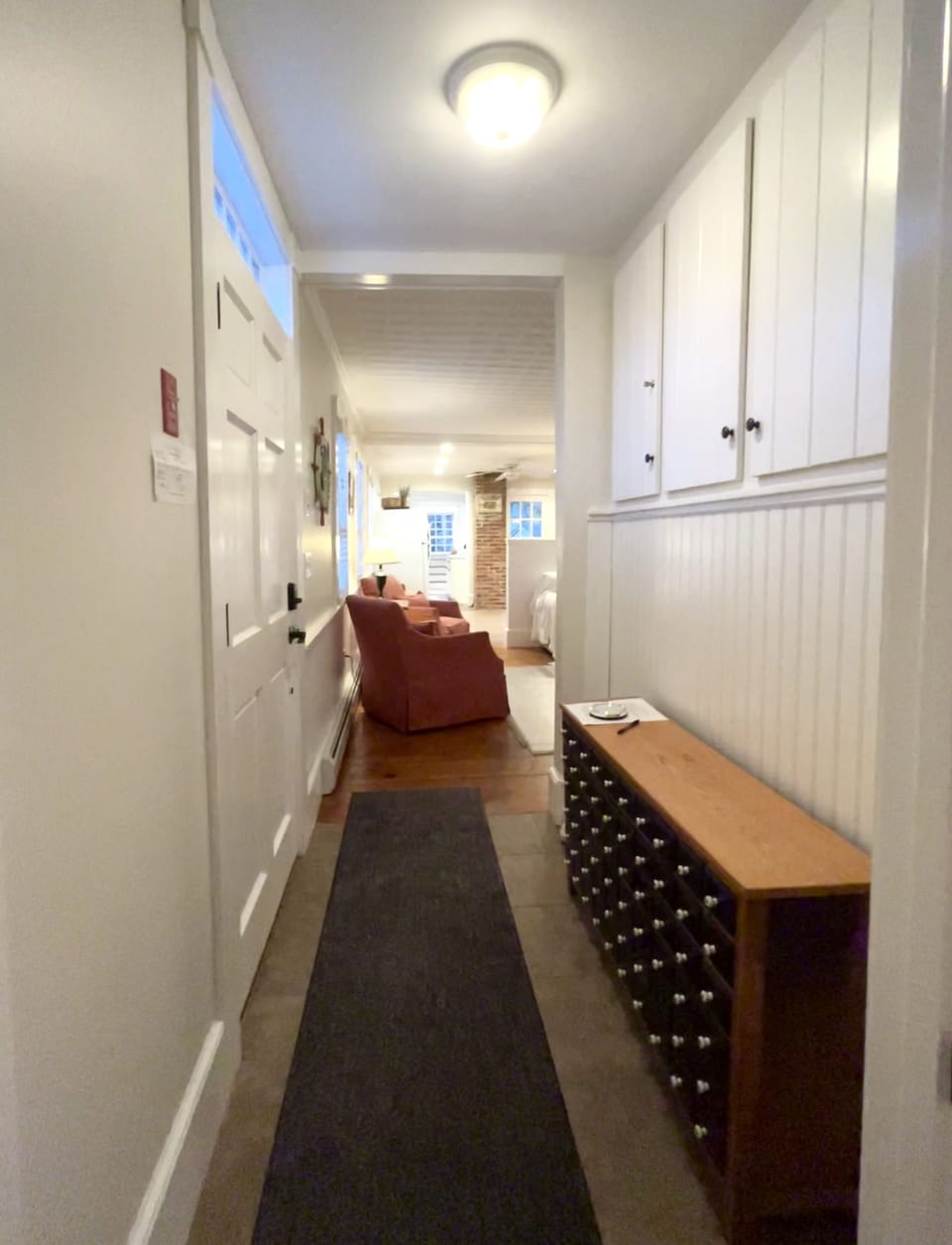 Front door entrance - view towards. the living room 