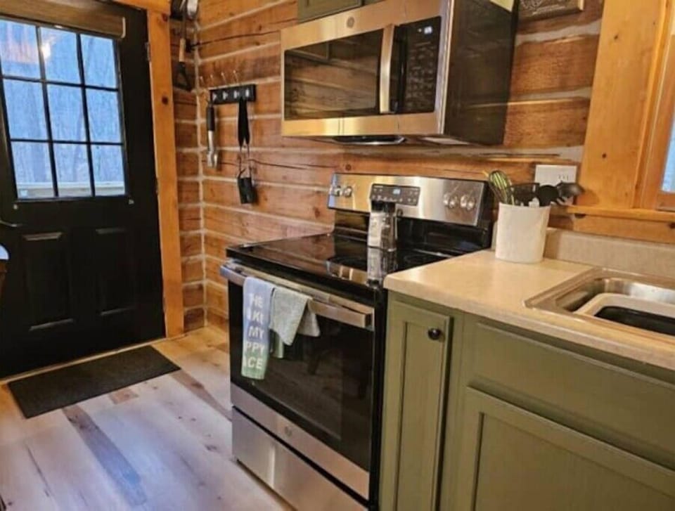 Back door to deck from the kitchen. 