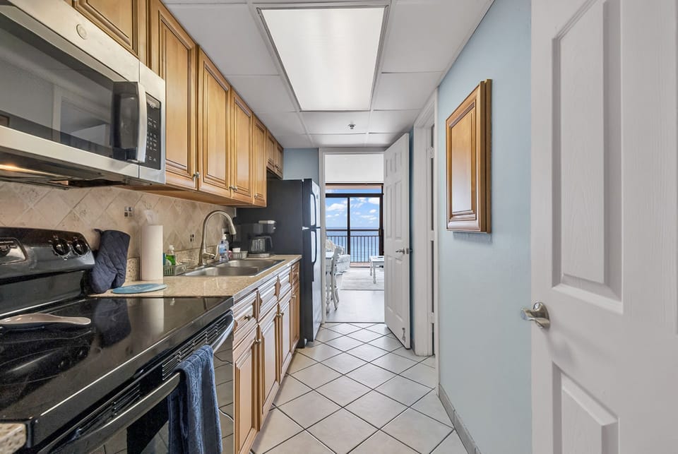 Fully equipped kitchen