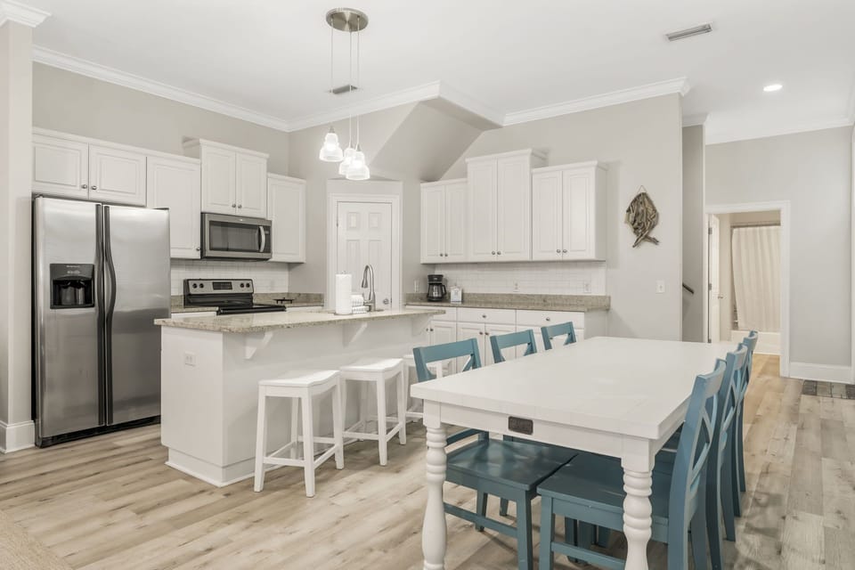 Townhome, Multiple Beds, Pool Access, Ocean View (5410 Gulf Dr) | Private kitchen | Fridge, microwave, oven, stovetop