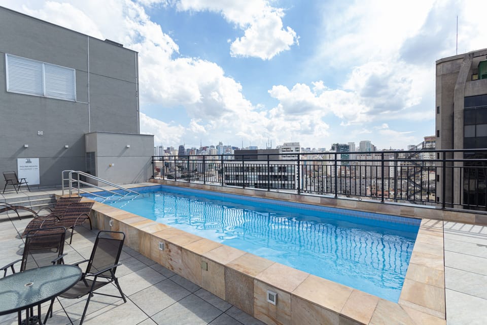 Rooftop pool