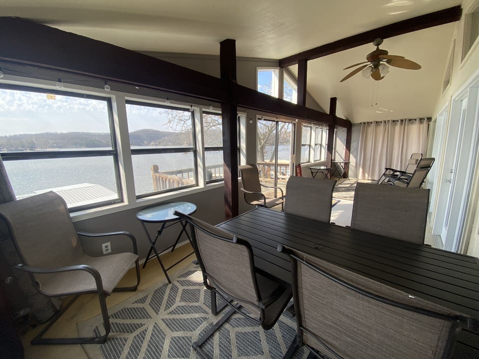 Enclosed sunroom/porch