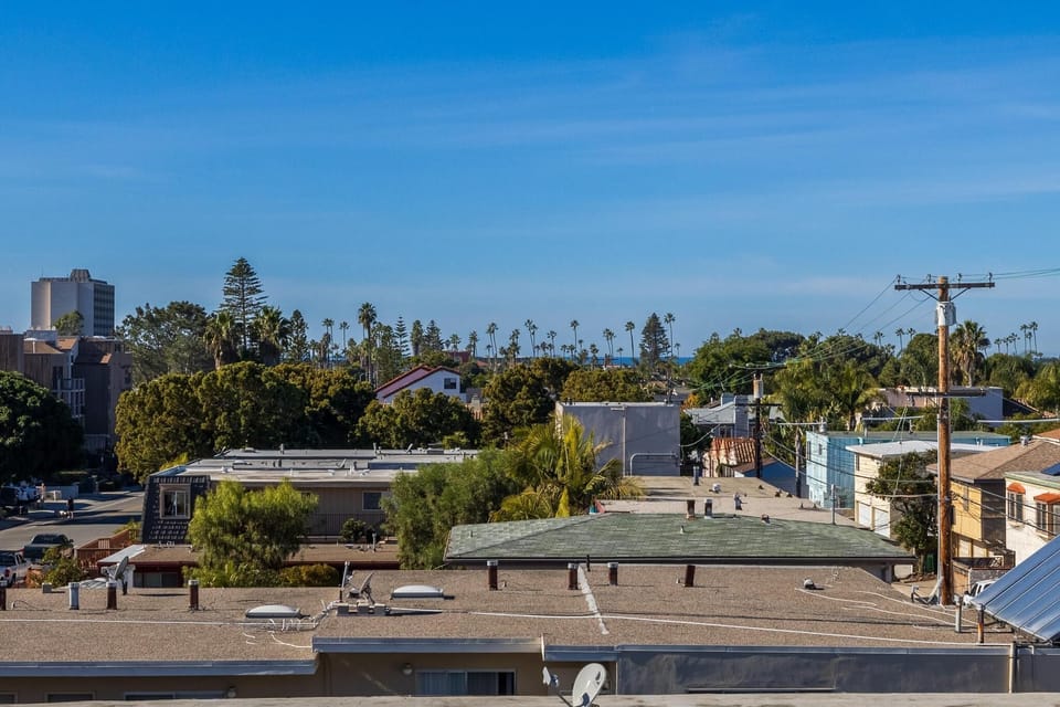 Shared rooftop deck